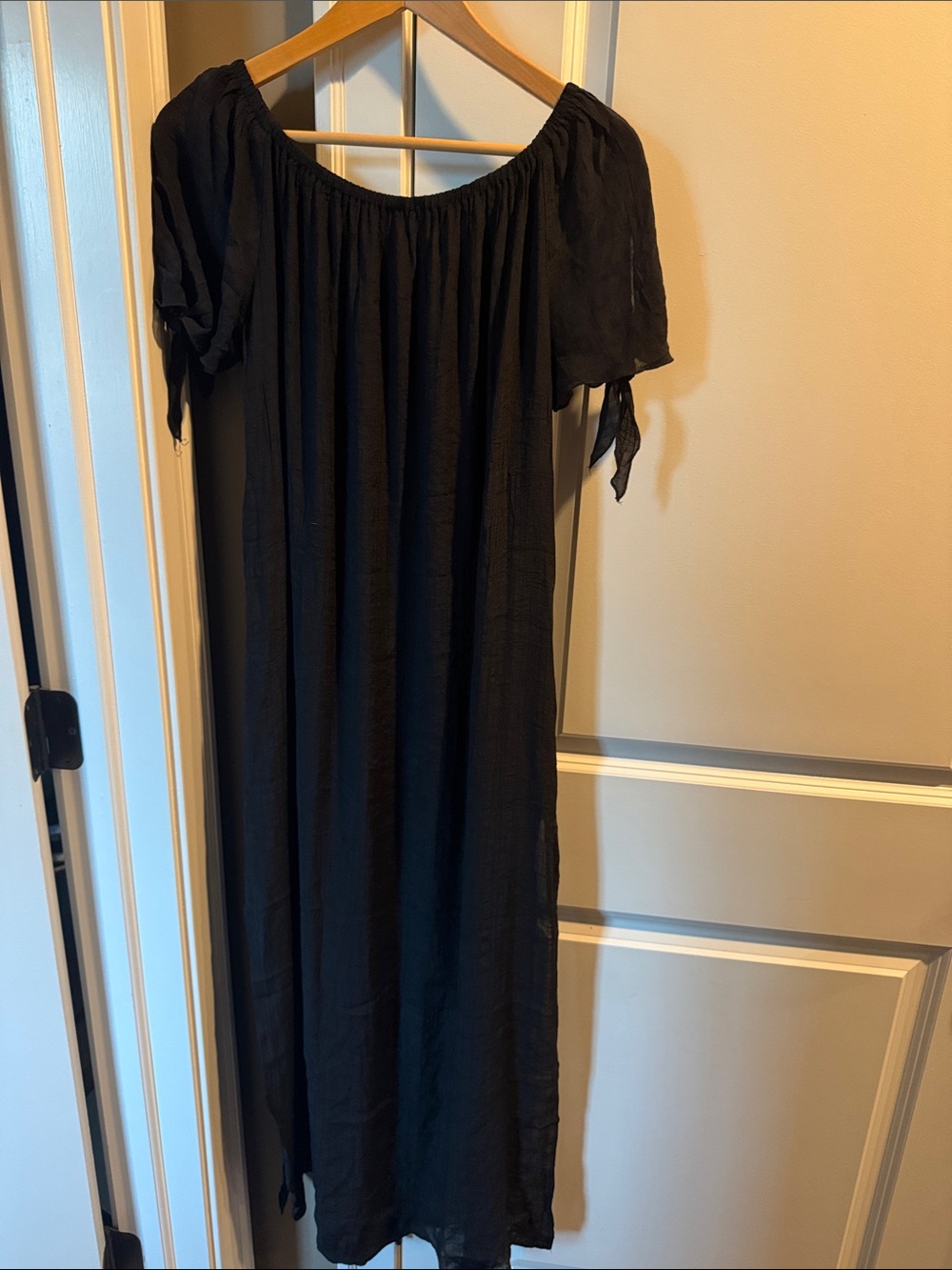 Women’s Black Off-Shoulder Beach Cover-Up Dress